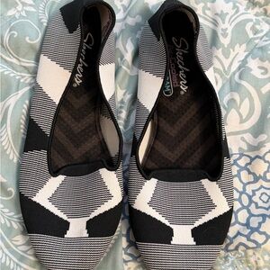 Skechers Black and White Patterned Knit Slip-On Flats